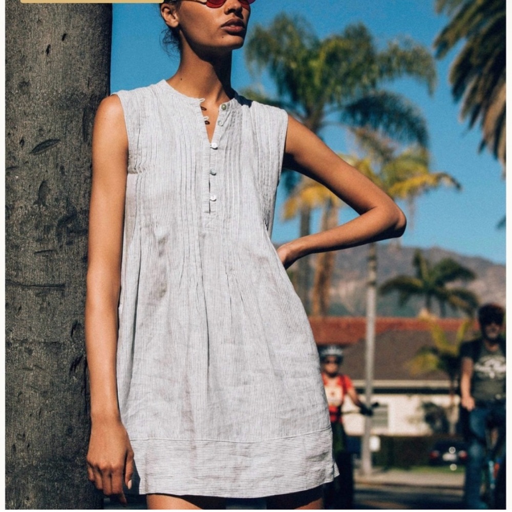 Faherty Light Gray Sleeveless Dress